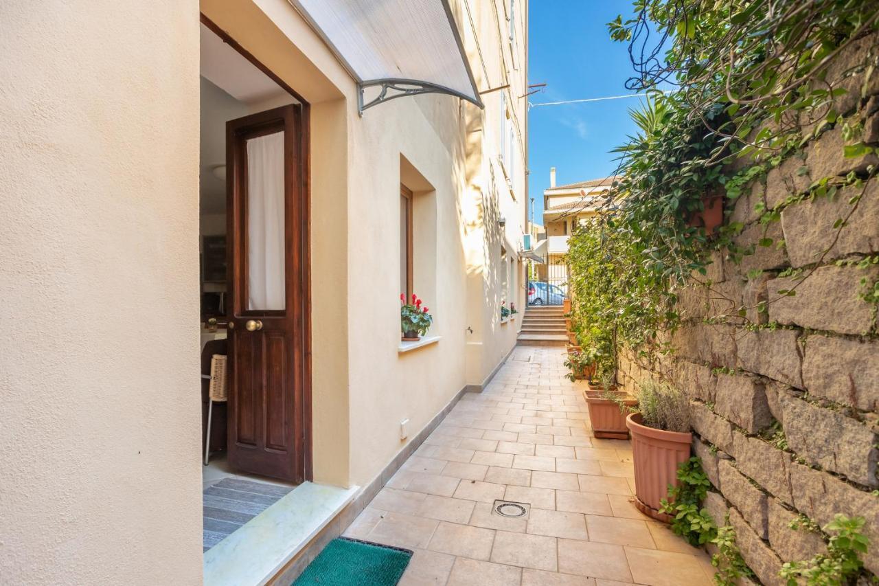 Spacious 3-Bedroom Apartment With Courtyard In Tempio Pausania - Perfect For Families Exteriér fotografie